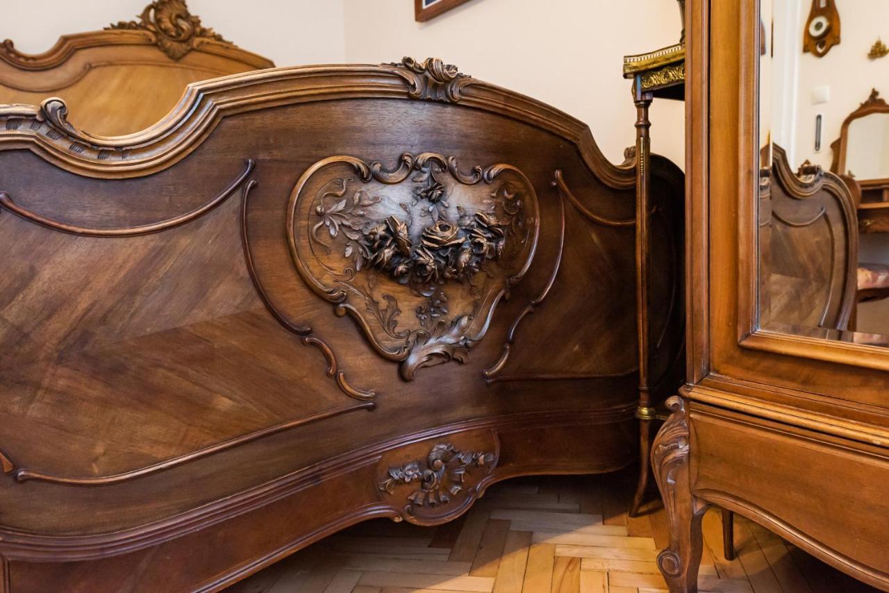 Downtown Antique Apartment Варшава Экстерьер фото
