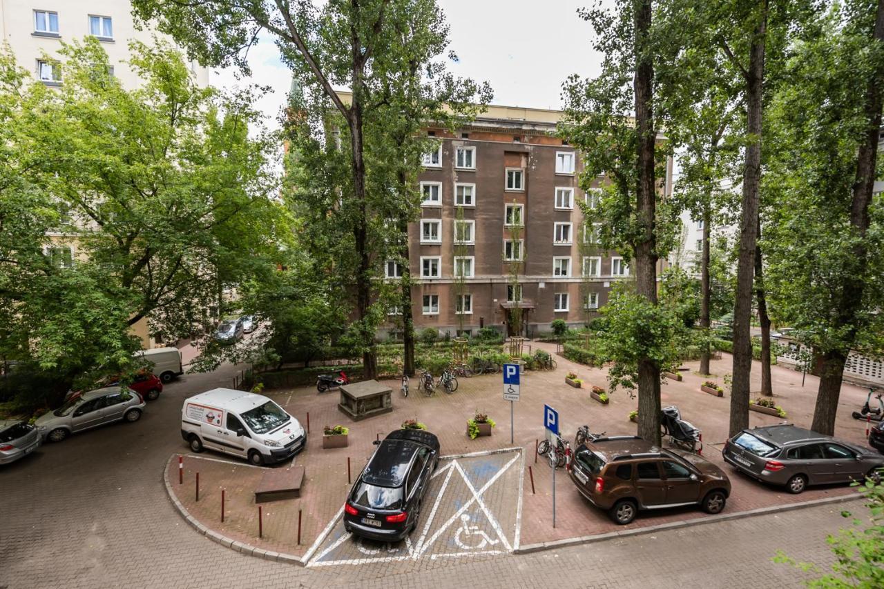 Downtown Antique Apartment Варшава Экстерьер фото